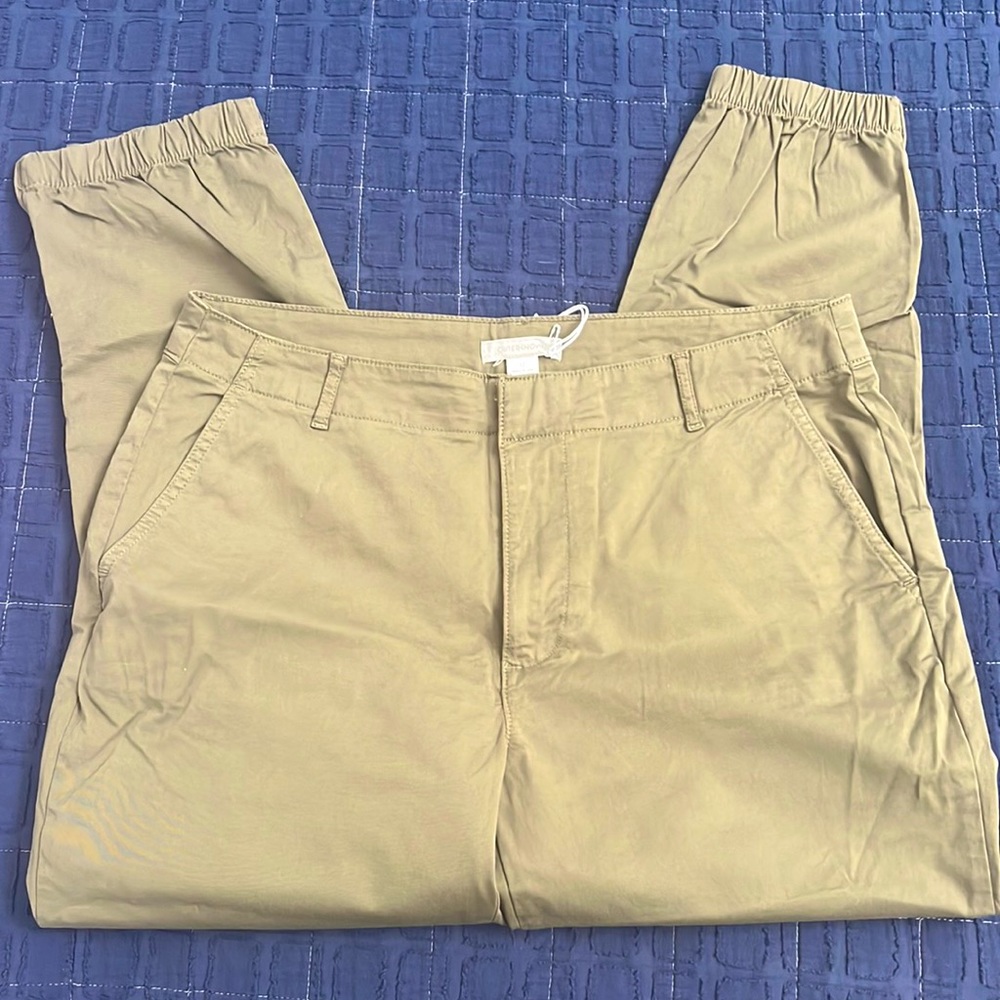 Outerknown joggers army green size 12 NWT